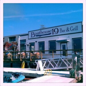 Boathouse 19