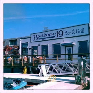 Boathouse 19