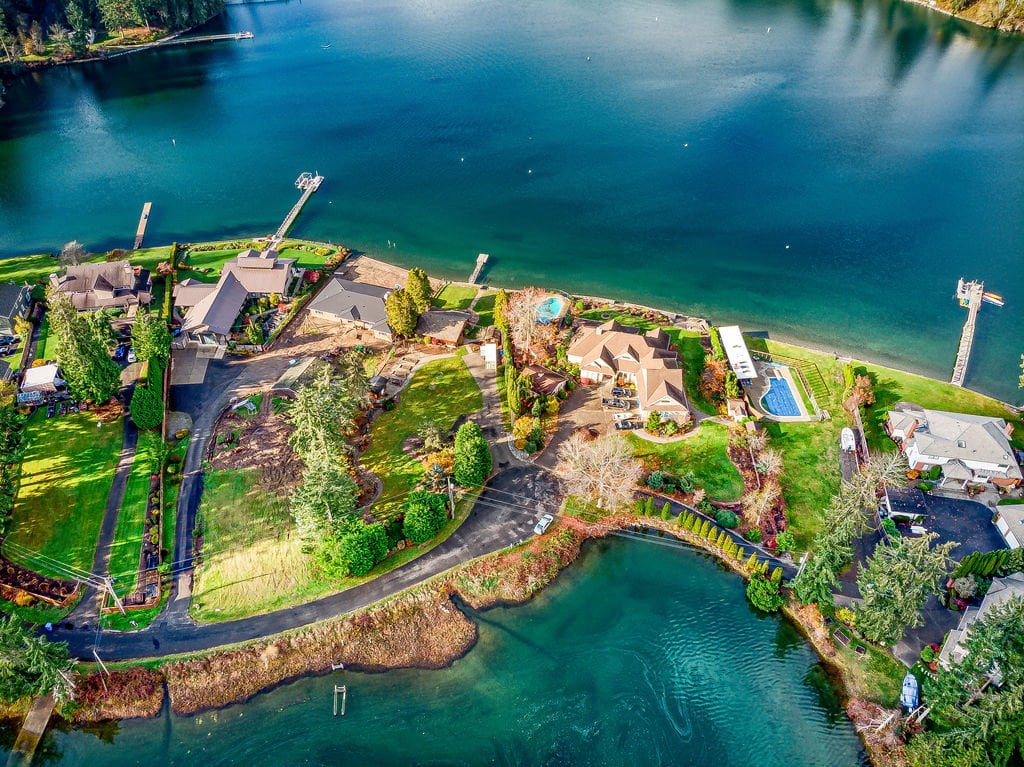 rosedale neighborhood of gig harbor viewed from the air, waterfront homes and docks